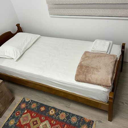 Lola'S Rooms Gjirokastër Екстериор снимка