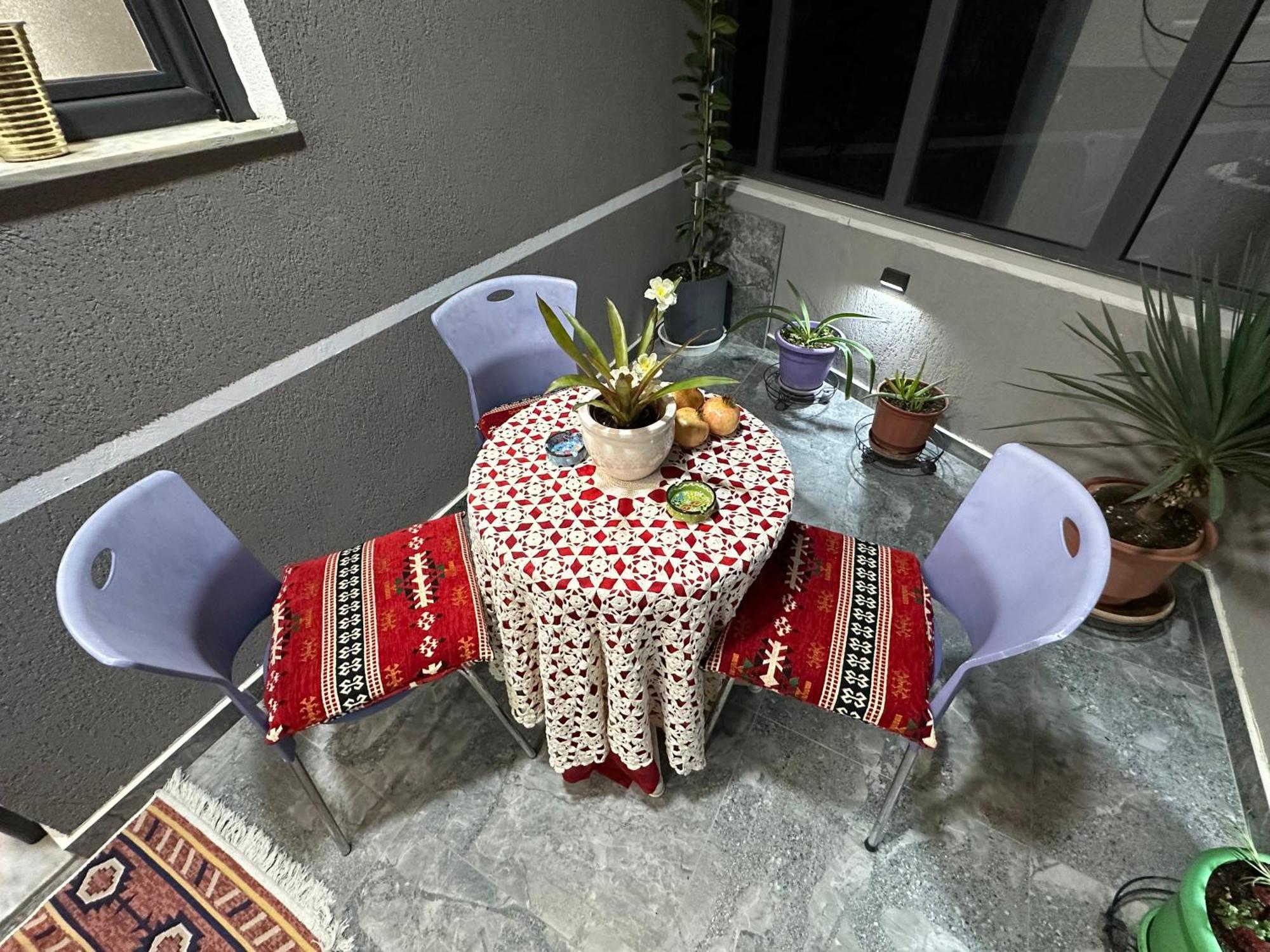 Lola'S Rooms Gjirokastër Екстериор снимка