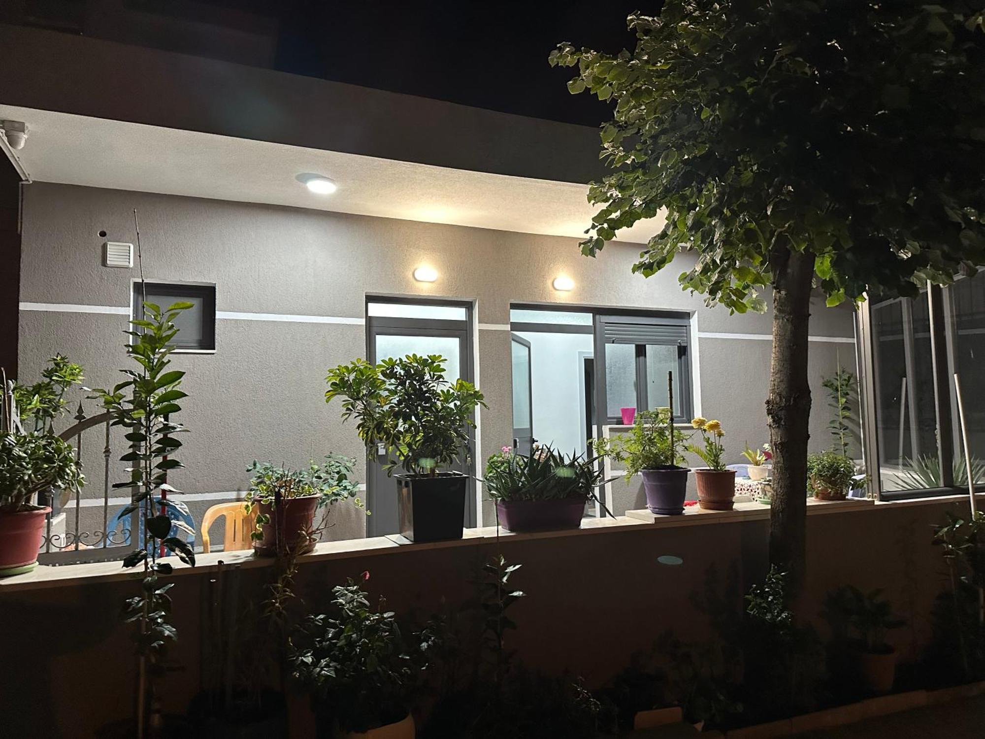 Lola'S Rooms Gjirokastër Екстериор снимка