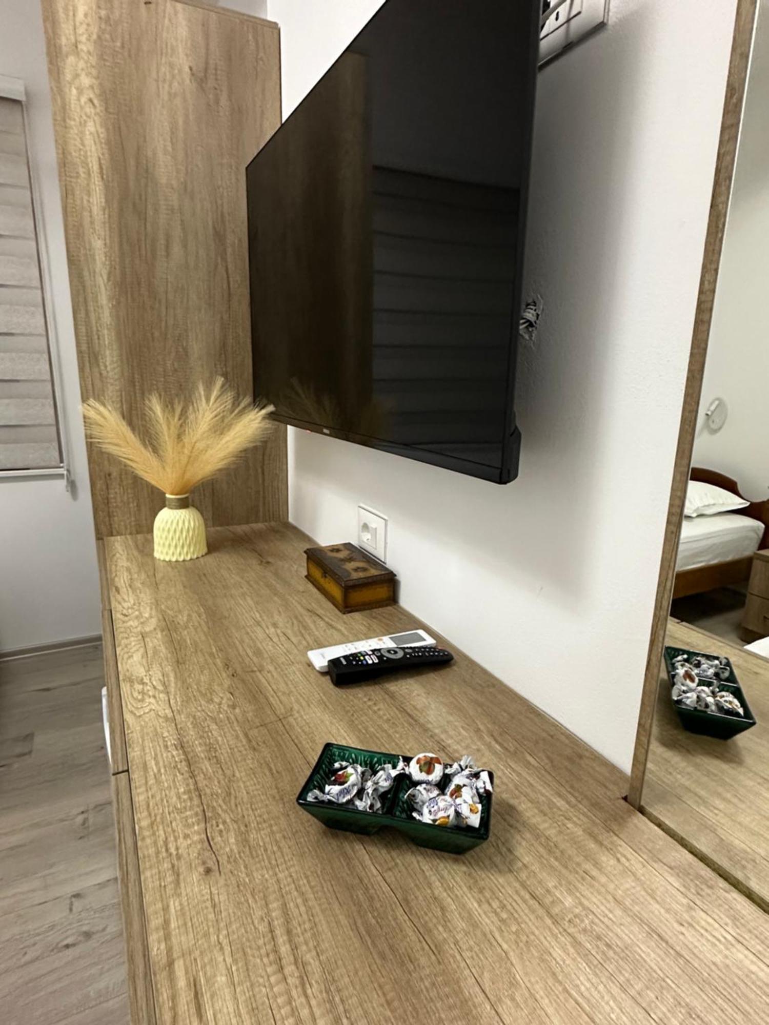 Lola'S Rooms Gjirokastër Екстериор снимка