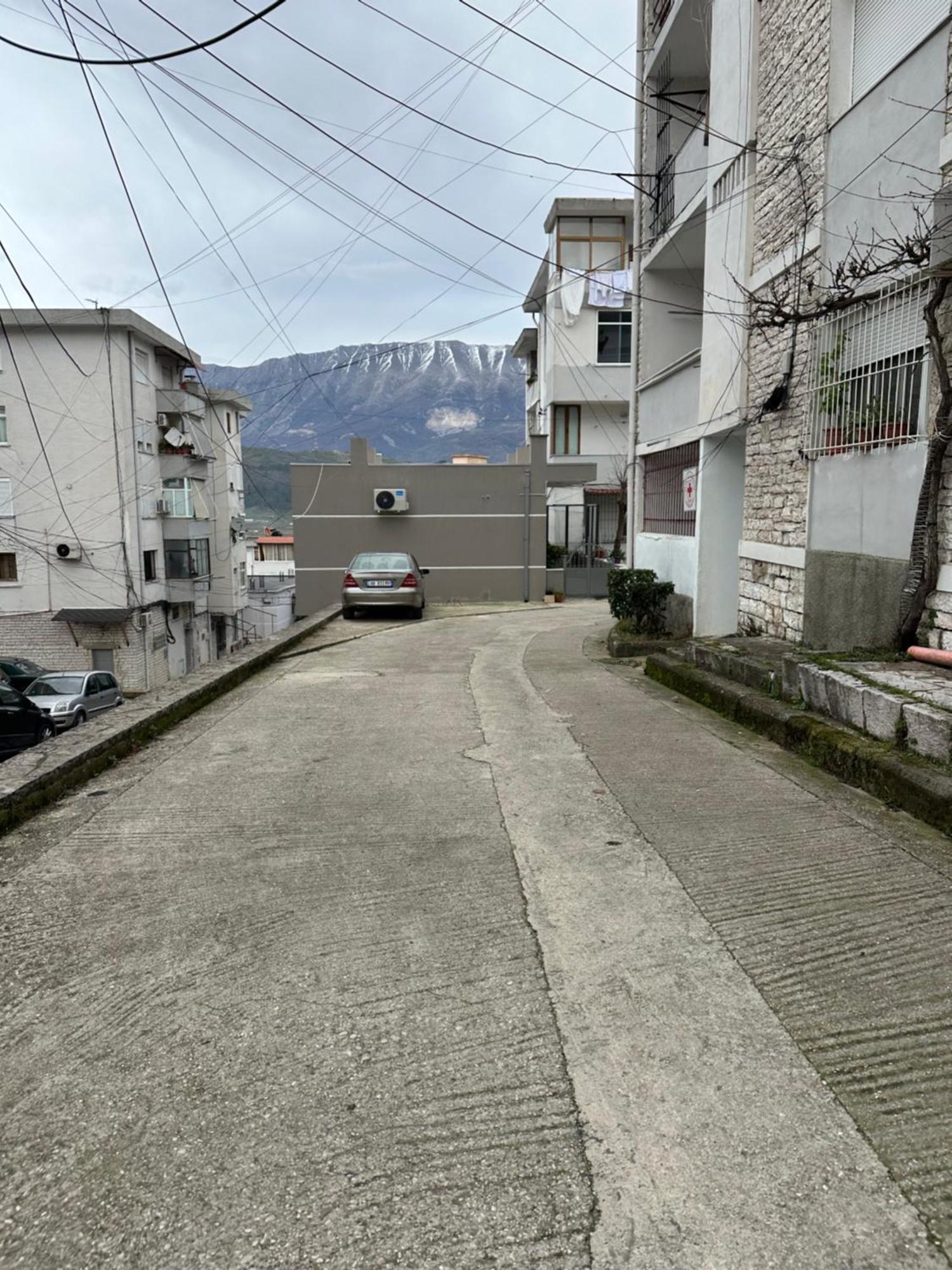 Lola'S Rooms Gjirokastër Екстериор снимка